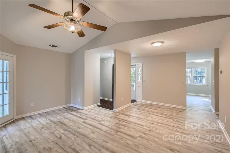 10233 Grand Junction Rd, Mint Hill, NC 28227