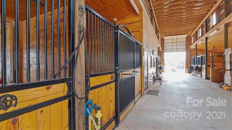 162 Watts Farm Ln, Mooresville, NC 28115