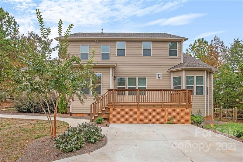 6332 Willow Farm Dr, Denver, NC 28037
