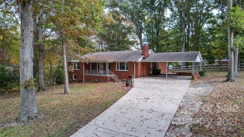 2006 Overhill Dr, Monroe, NC 28110