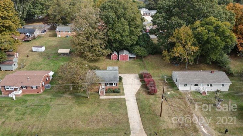 2800 Douglas Dr, Gastonia, NC 28054