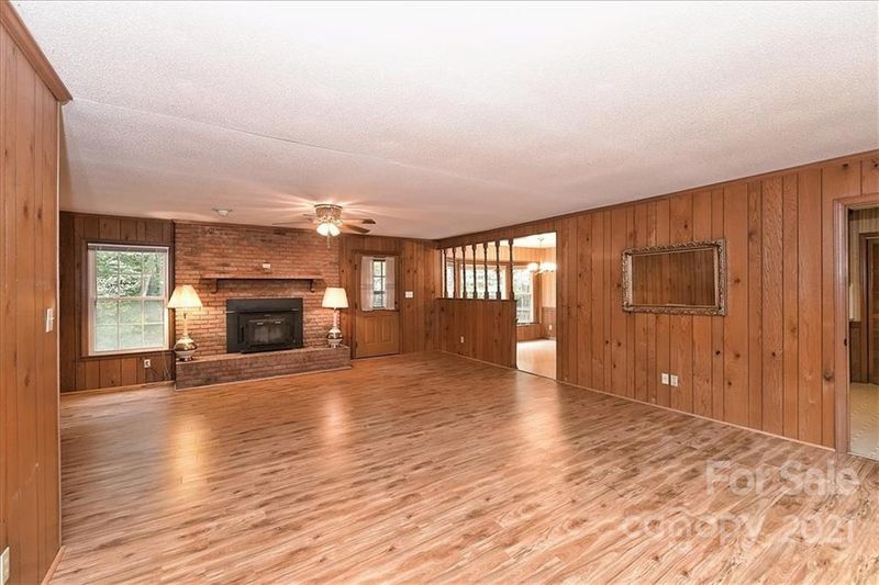 8315 Laine Rd, Charlotte, NC 28214