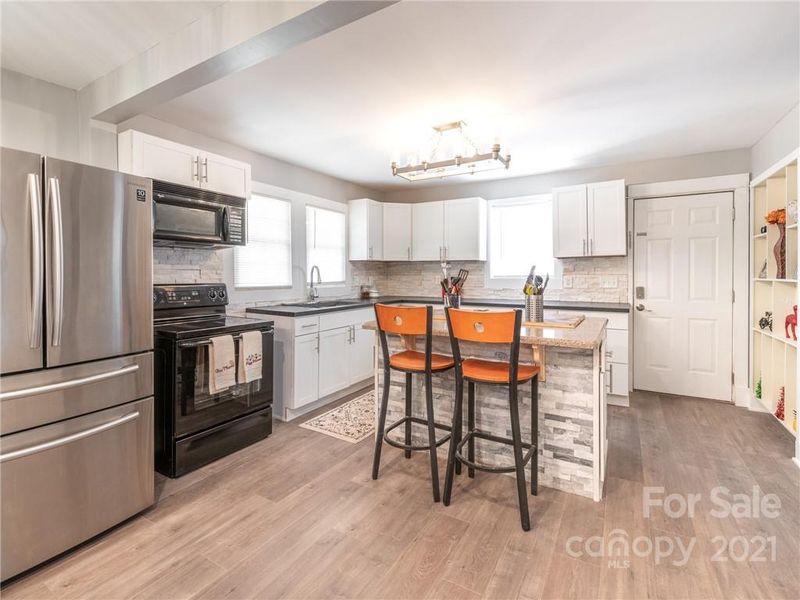 307 Center St, Kannapolis, NC 28083