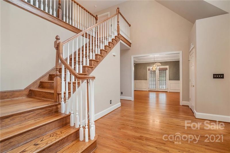 848 Spring Oaks Dr, Matthews, NC 28104