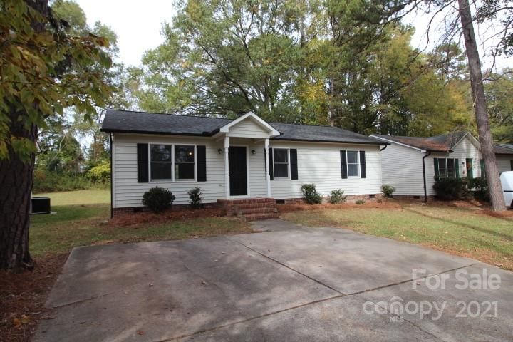 418 Easy St, Concord, NC 28027