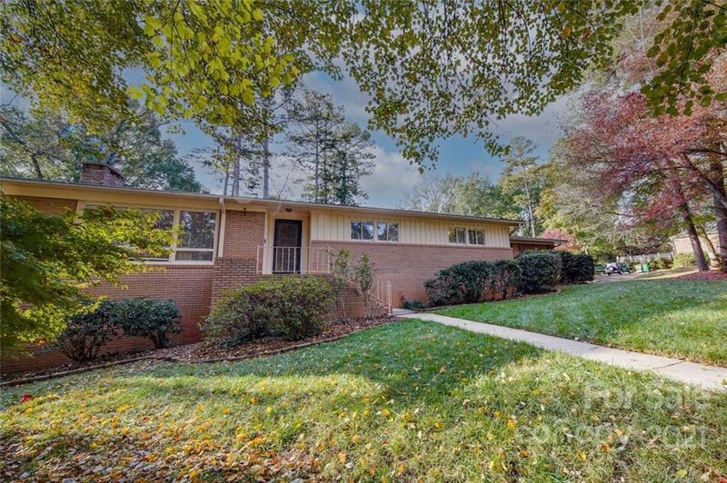 6800 Ronda Ave, Charlotte, NC 28211