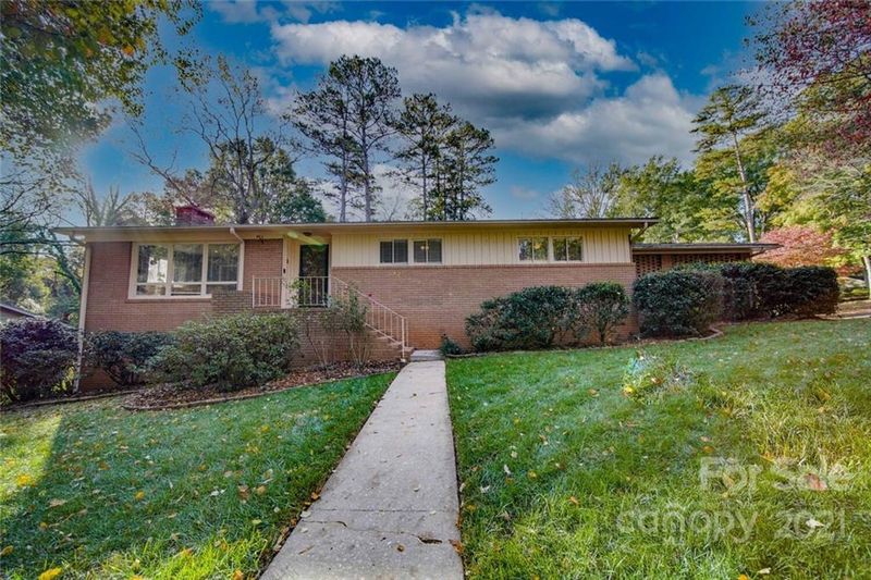 6800 Ronda Ave, Charlotte, NC 28211