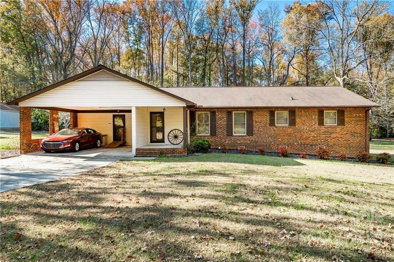 445 Arlee Cir, Concord, NC 28025