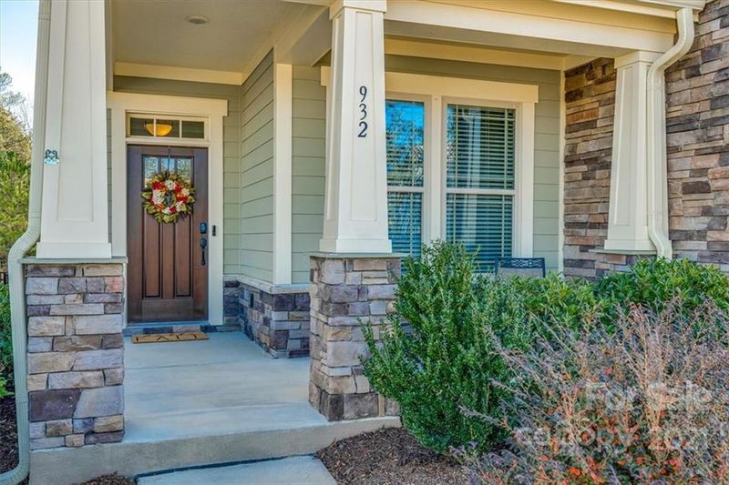 932 Elderberry Ln, Clover, SC 29710