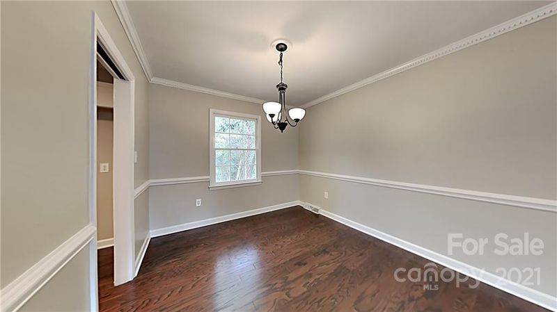 2944 Heathgate Rd, Charlotte, NC 28226