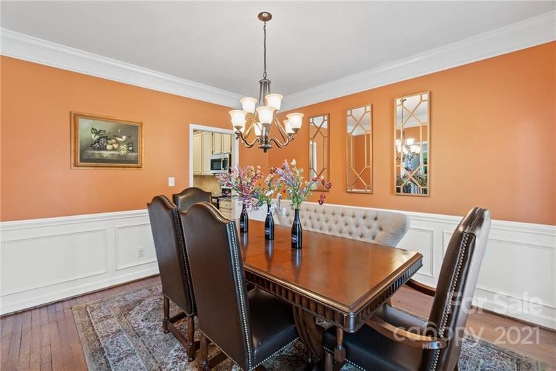 7532 Pickering Dr, Charlotte, NC 28213