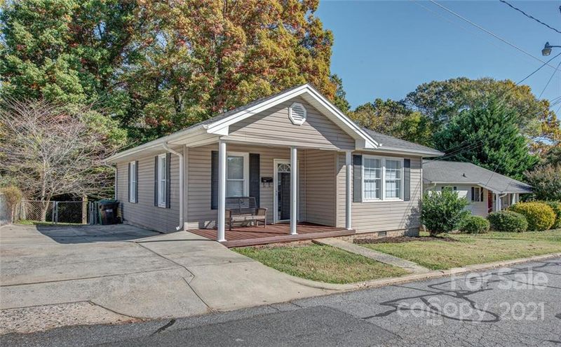 724 Washington St, Cramerton, NC 28032