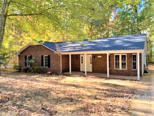 2543 Carroll St, Monroe, NC 28110