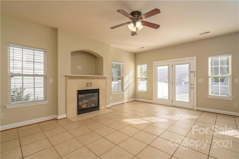 10532 Meadow Crossing Ln, Cornelius, NC 28031