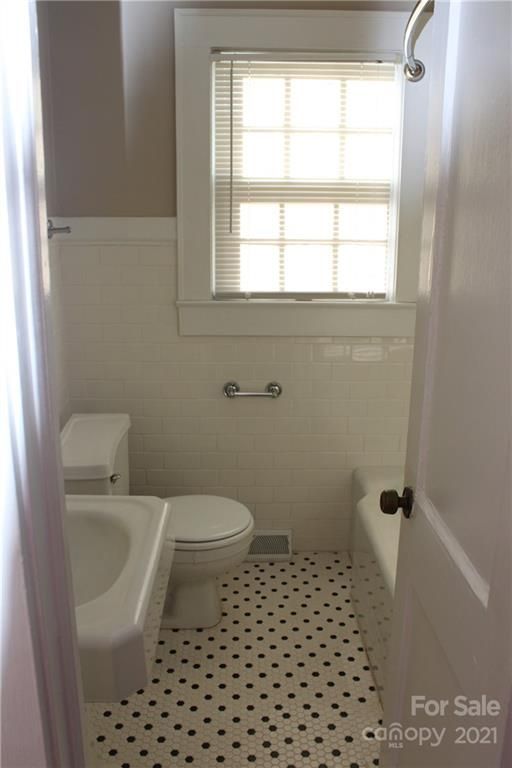 507 N Central Ave, Belmont, NC 28012