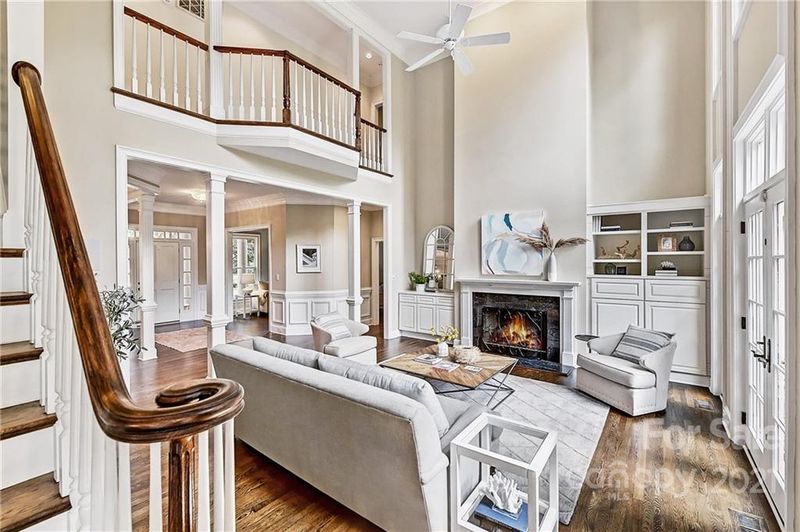 2826 Sharon Rd, Charlotte, NC 28211