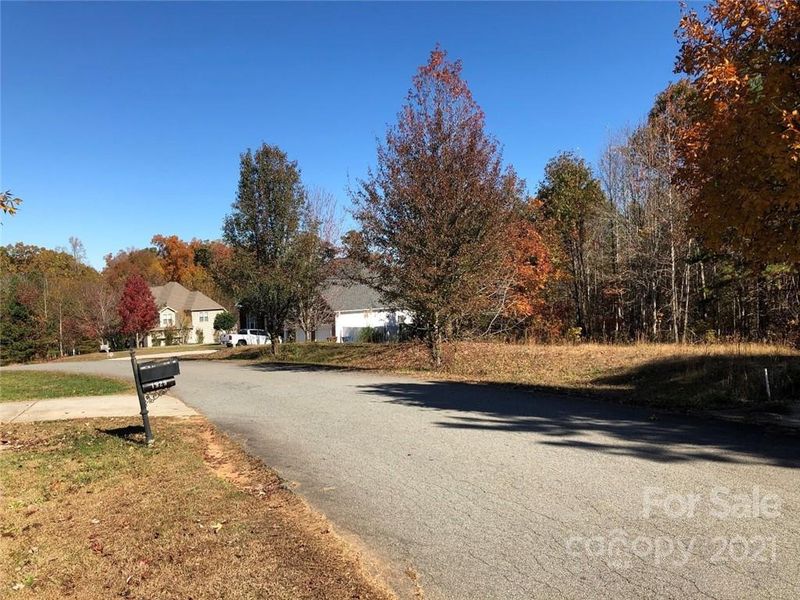 1938 Lynmore Dr, Sherrills Ford, NC 28673