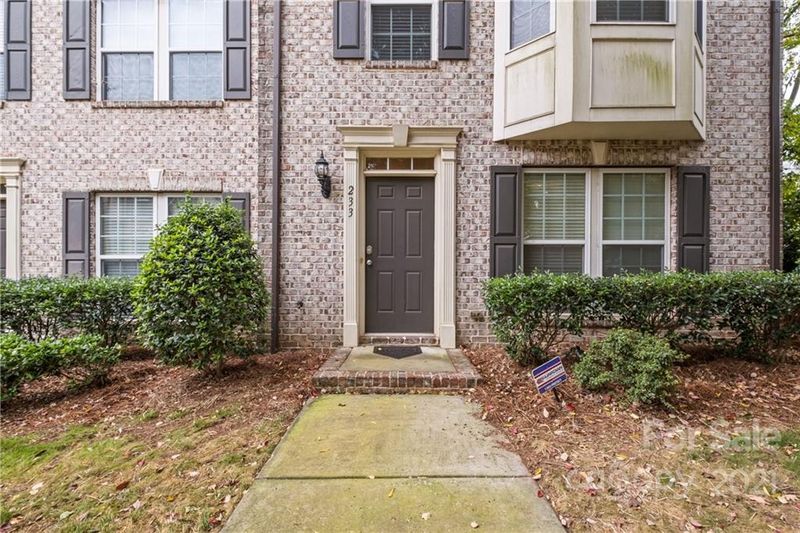 233 N Irwin Ave, Charlotte, NC 28202