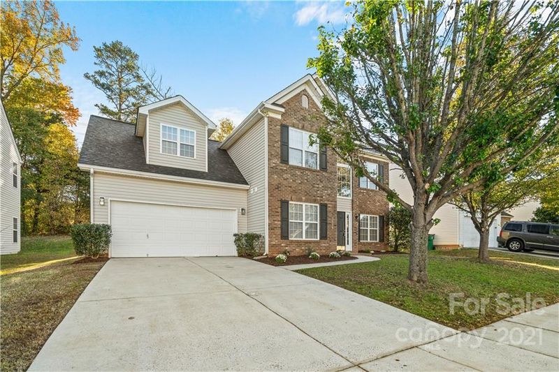 7628 Deluca Dr, Charlotte, NC 28215