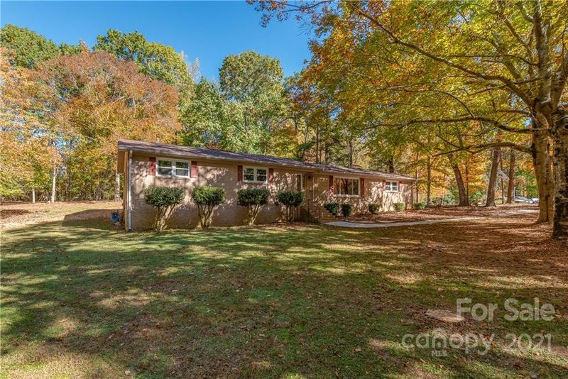 5539 Mint Forest Dr, Mint Hill, NC 28227