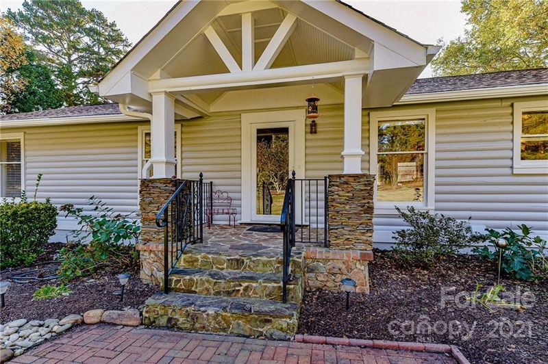 129 Barber Loop, Mooresville, NC 28117