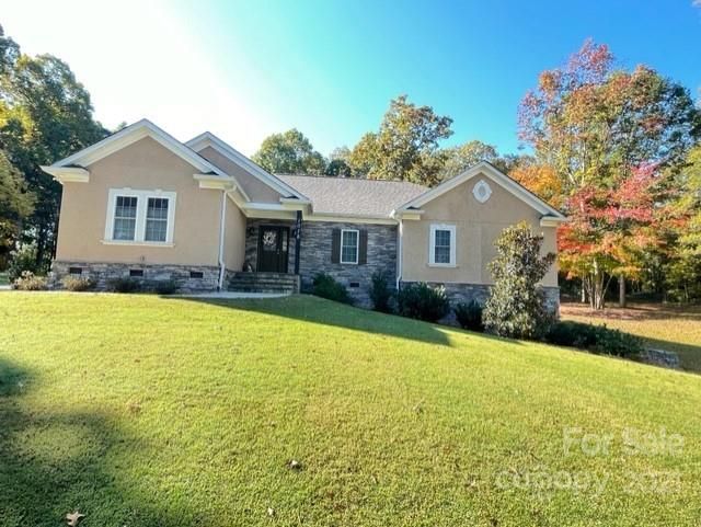 1018 Village Lake Dr, Monroe, NC 28110
