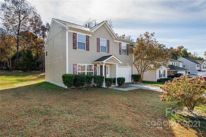 2168 Mallard Pointe Dr, Kannapolis, NC 28083