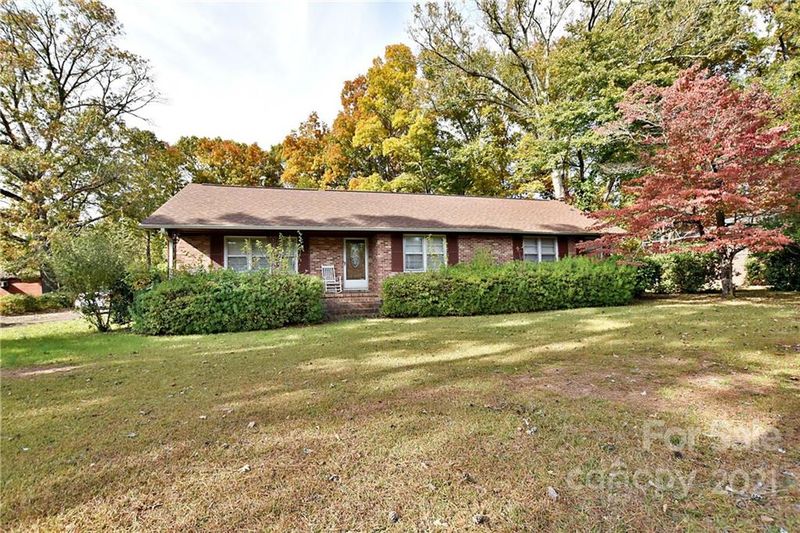 107 Fairview Dr, Chester, SC 29706