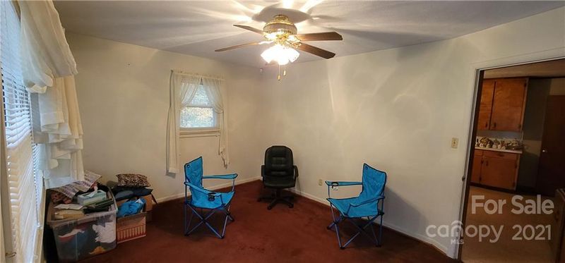 817 33rd St NE, Conover, NC 28613