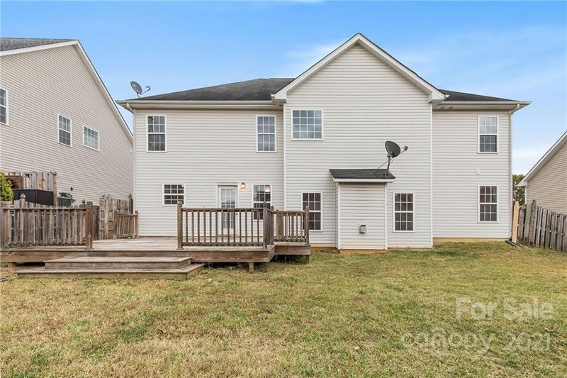 127 Elba Dr, Mooresville, NC 28115