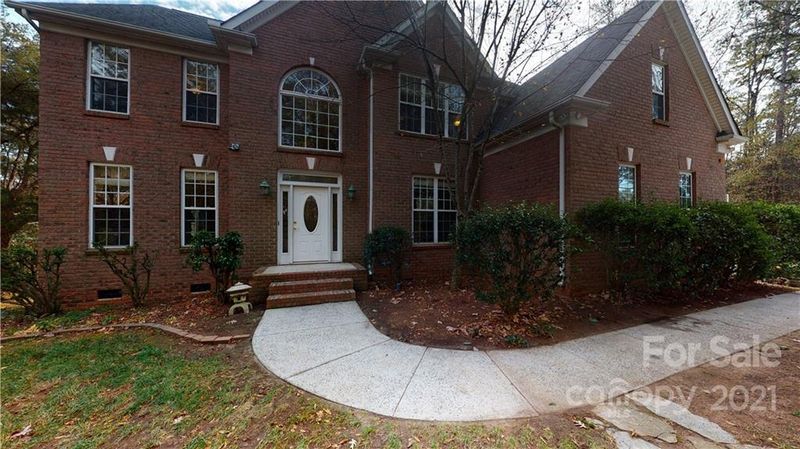 706 Evans Manor Dr, Matthews, NC 28104