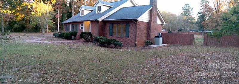 103 Forest Hills Dr, Monroe, NC 28112