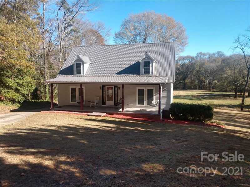 103 River Ct, Mount Holly, NC 28120