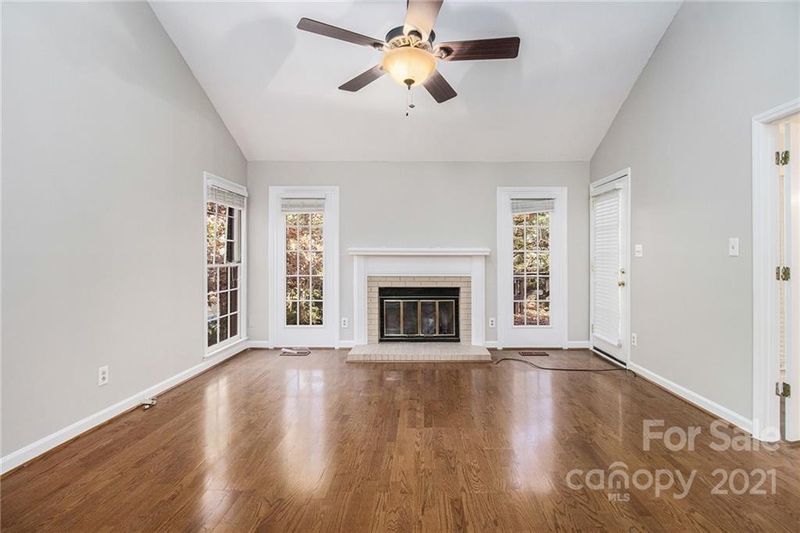 5207 Wimbleton Ct, Charlotte, NC 28226
