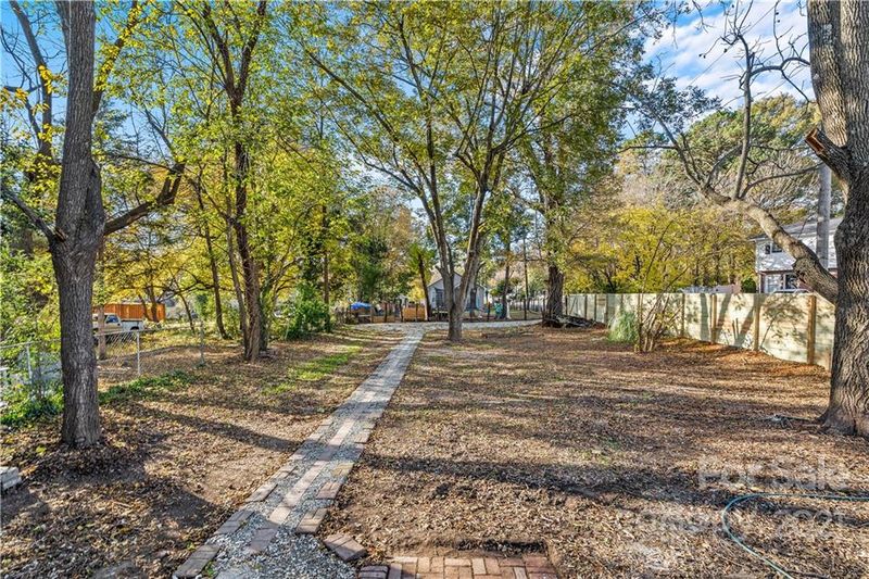 4319 Hovis Rd, Charlotte, NC 28208