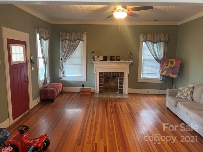 108 Pine St, Chester, SC 29706