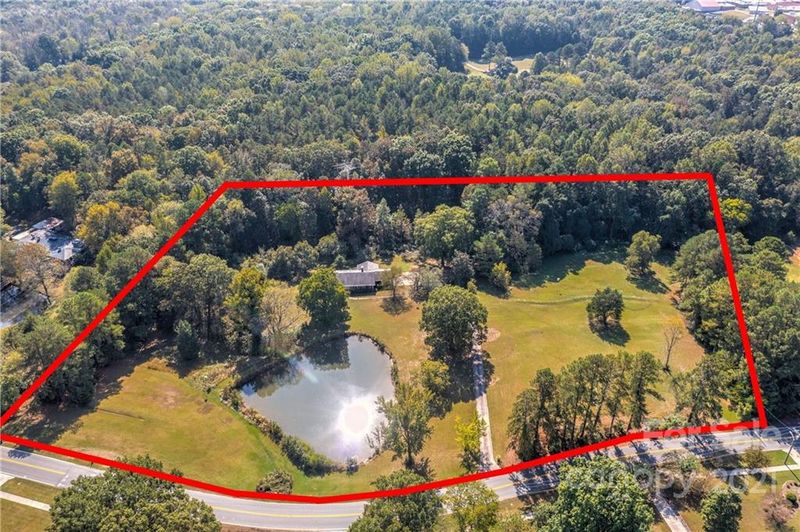 426 Boyce Rd, Charlotte, NC 28211