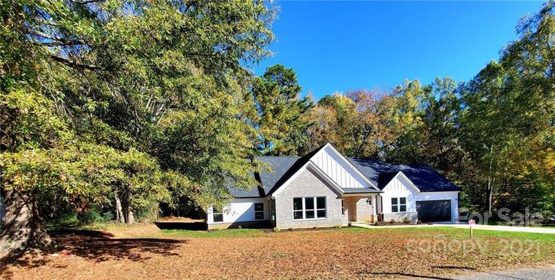 111 Hollifield St, Gastonia, NC 28056