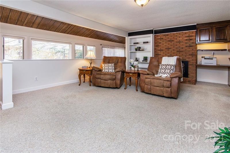 145 Lillie Rd, Stanley, NC 28164