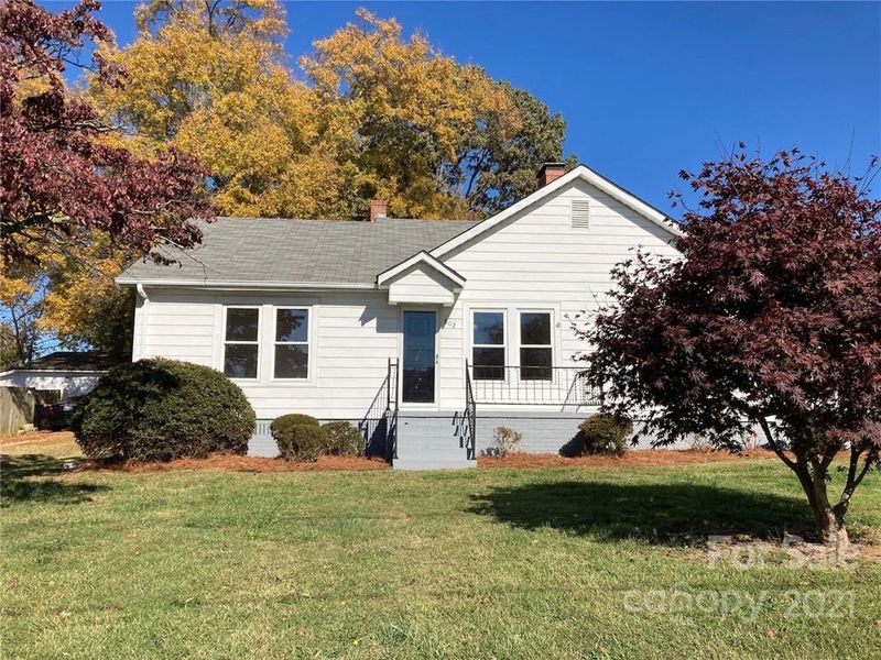 802 Walker St, Kannapolis, NC 28081