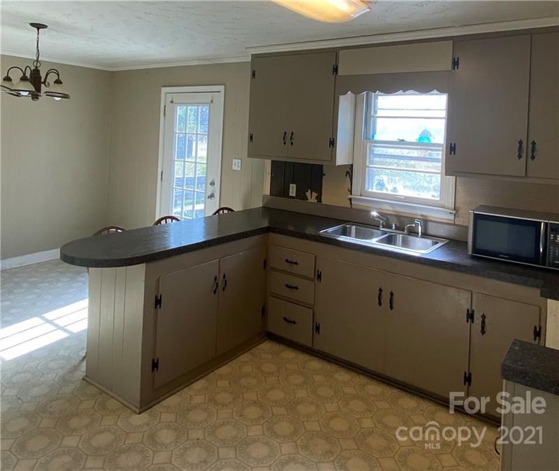 155 Mcshag Dr #12, Kannapolis, NC 28081