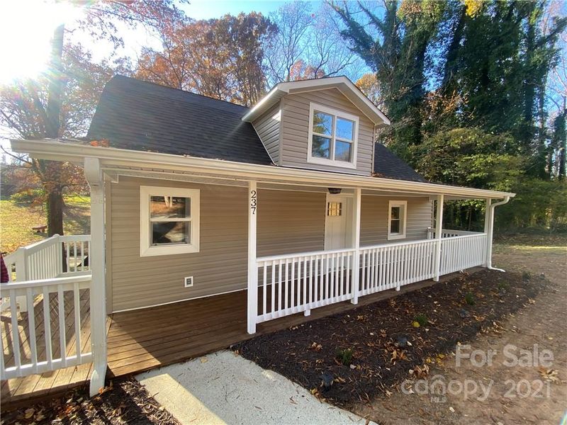 237 Gregory Rd, Statesville, NC 28677