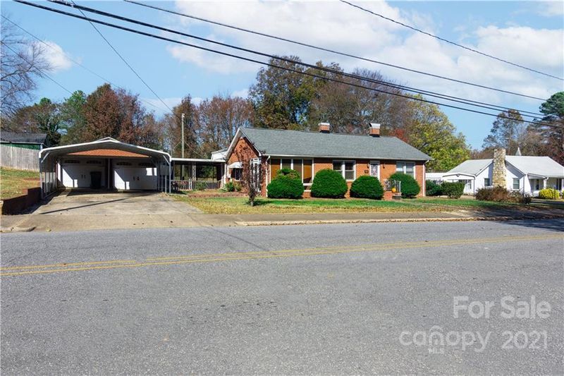803 Main St E, Cherryville, NC 28021