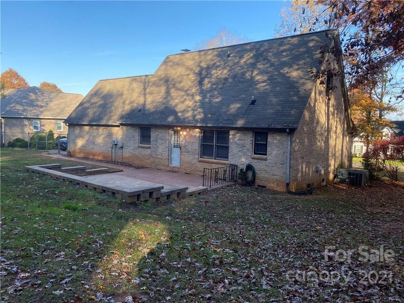 2520 36th Ave, Hickory, NC 28601