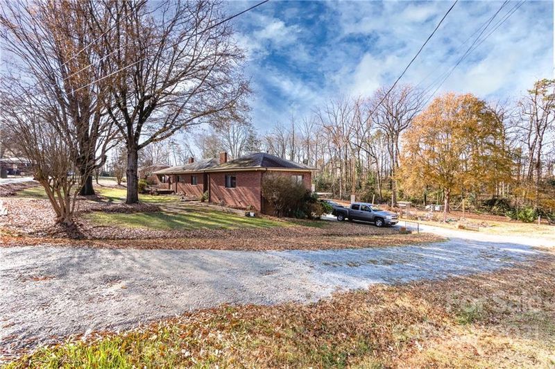208 Goodman Cir NE, Concord, NC 28025