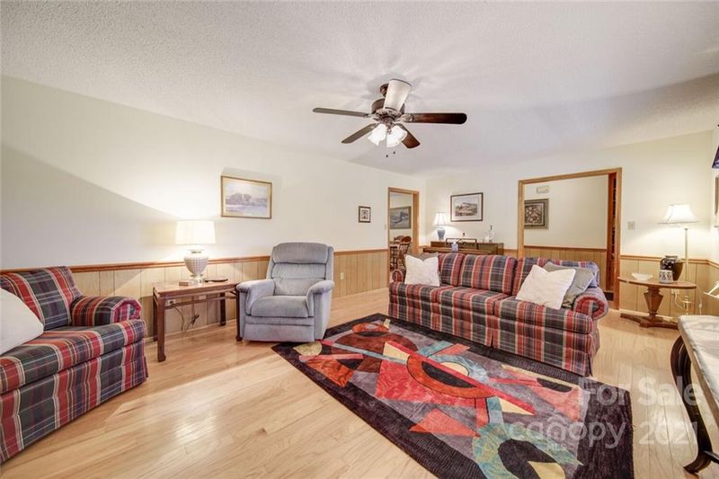 557 Peachtree Rd, Rock Hill, SC 29730