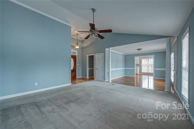 1034 Walnut Springs Ct, Dallas, NC 28034