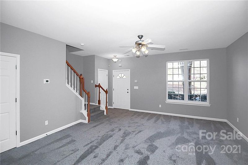 8306 Chaceview Ct, Charlotte, NC 28269