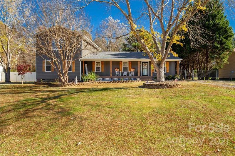 1034 Hay Row Rd, Clover, SC 29710