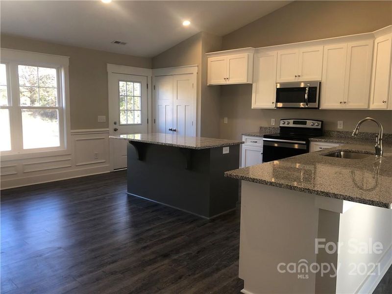 2303 Centergrove Rd, Kannapolis, NC 28083